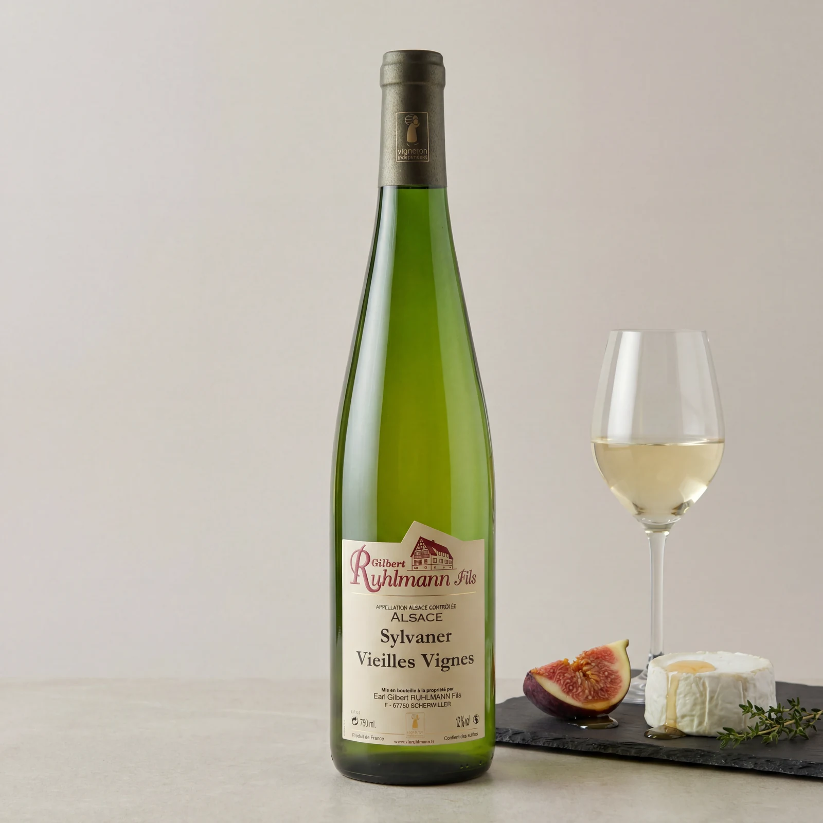 Sylvaner Vieilles Vignes 2 Mise en scène de la cuvée Sylvaner Vieilles Vignes — Domaine Ruhlmann à Scherwiller